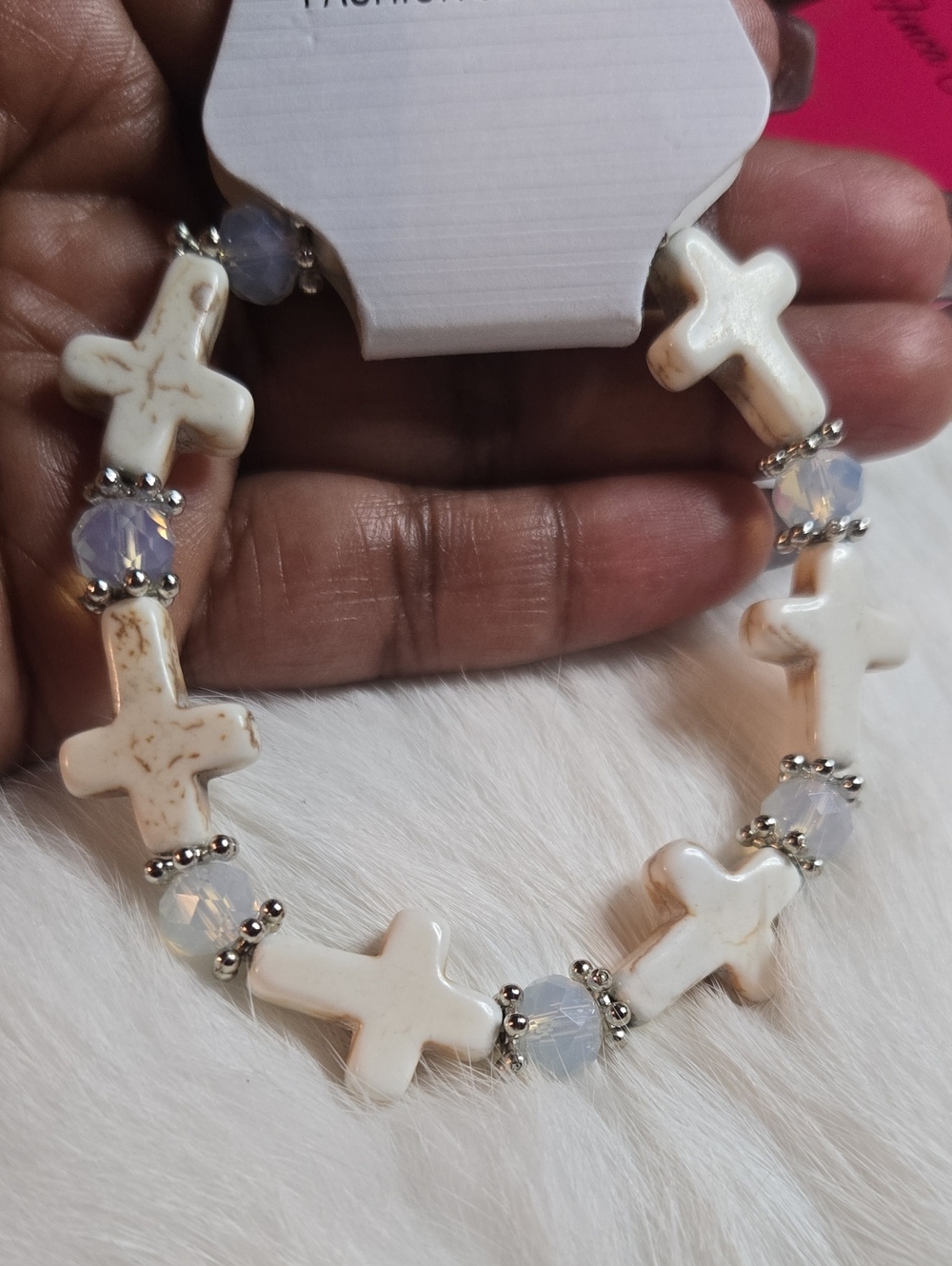 Fashion Jewelry White Cream Cross Bead Stretch Bracelet NWT